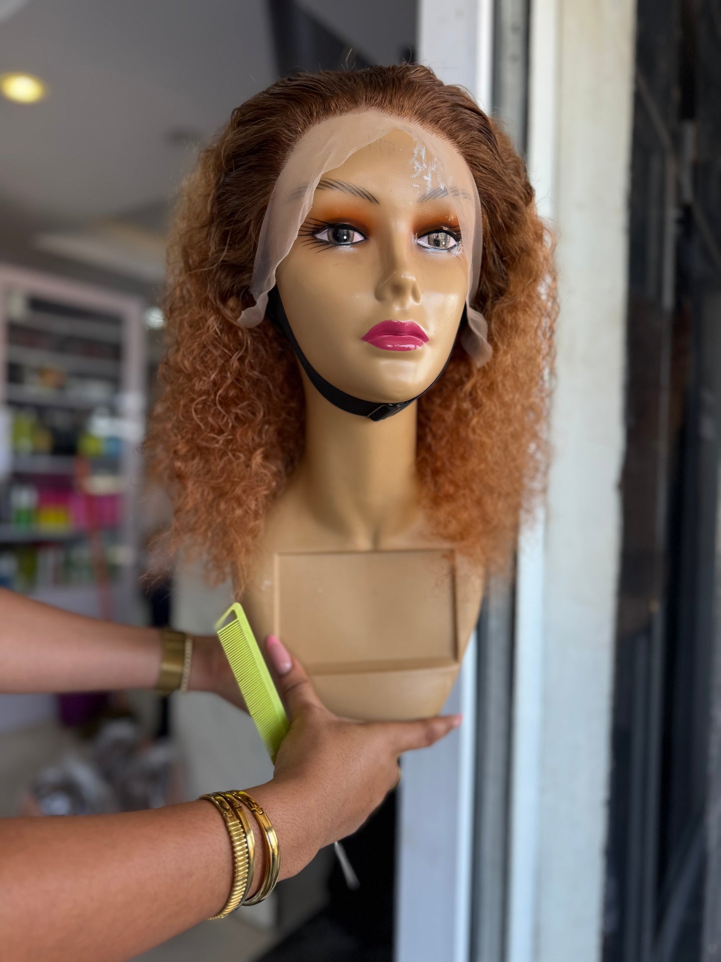 444Cedis 20'' Honey Blonde 13/4 Curls