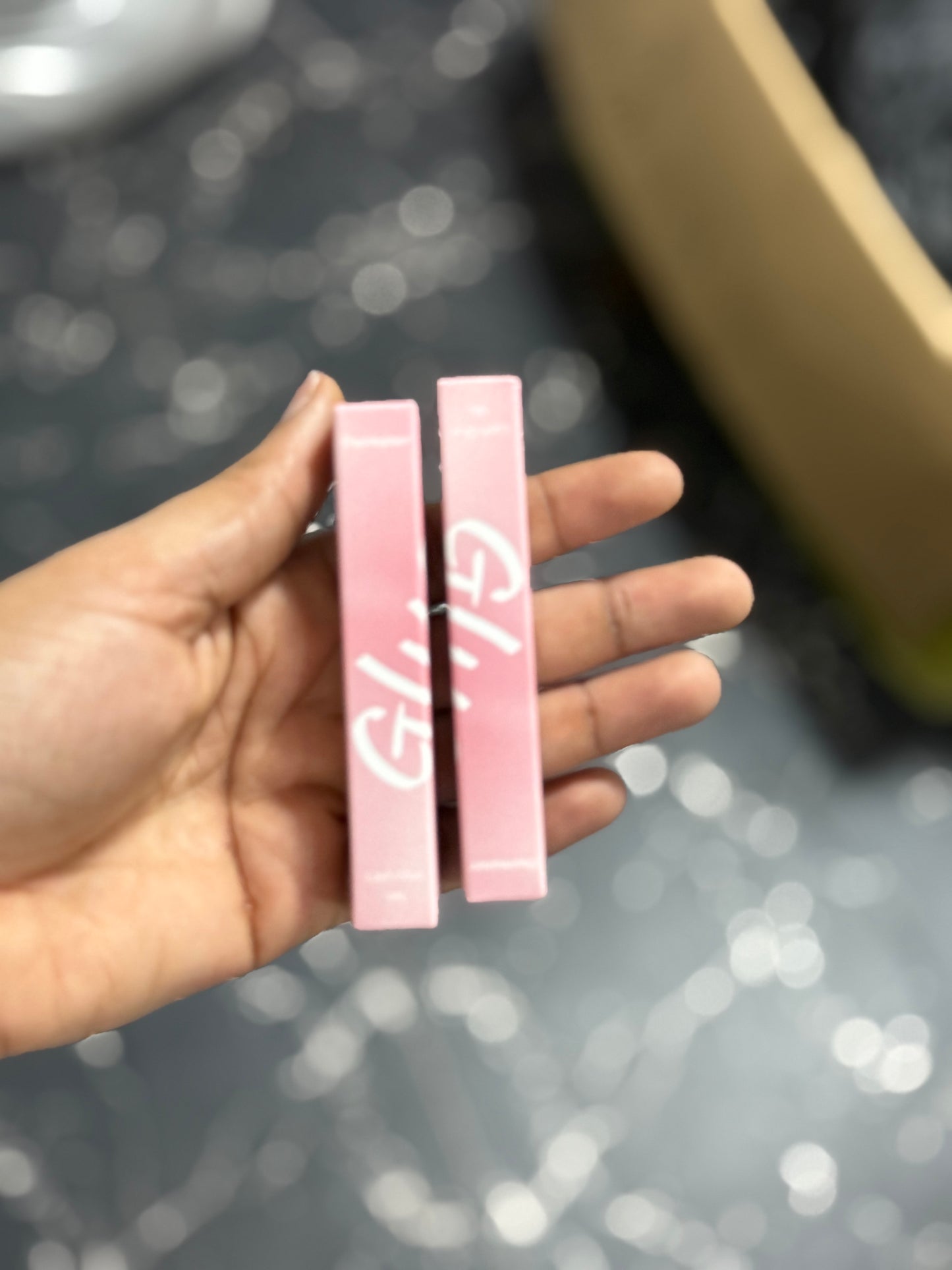 Lash Glue