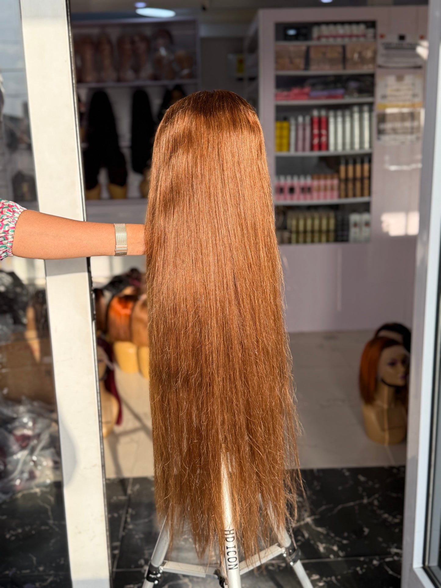 Mongolian 5/5 In Brown Wigcap