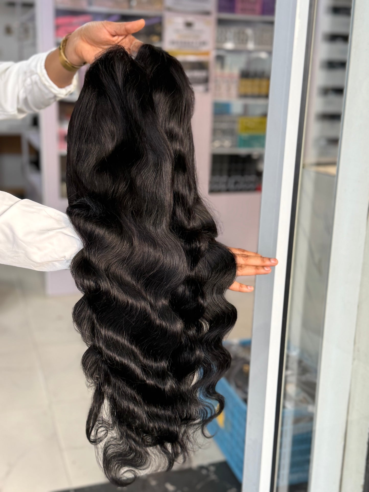 Remy Bodywave In 4/4 Closure