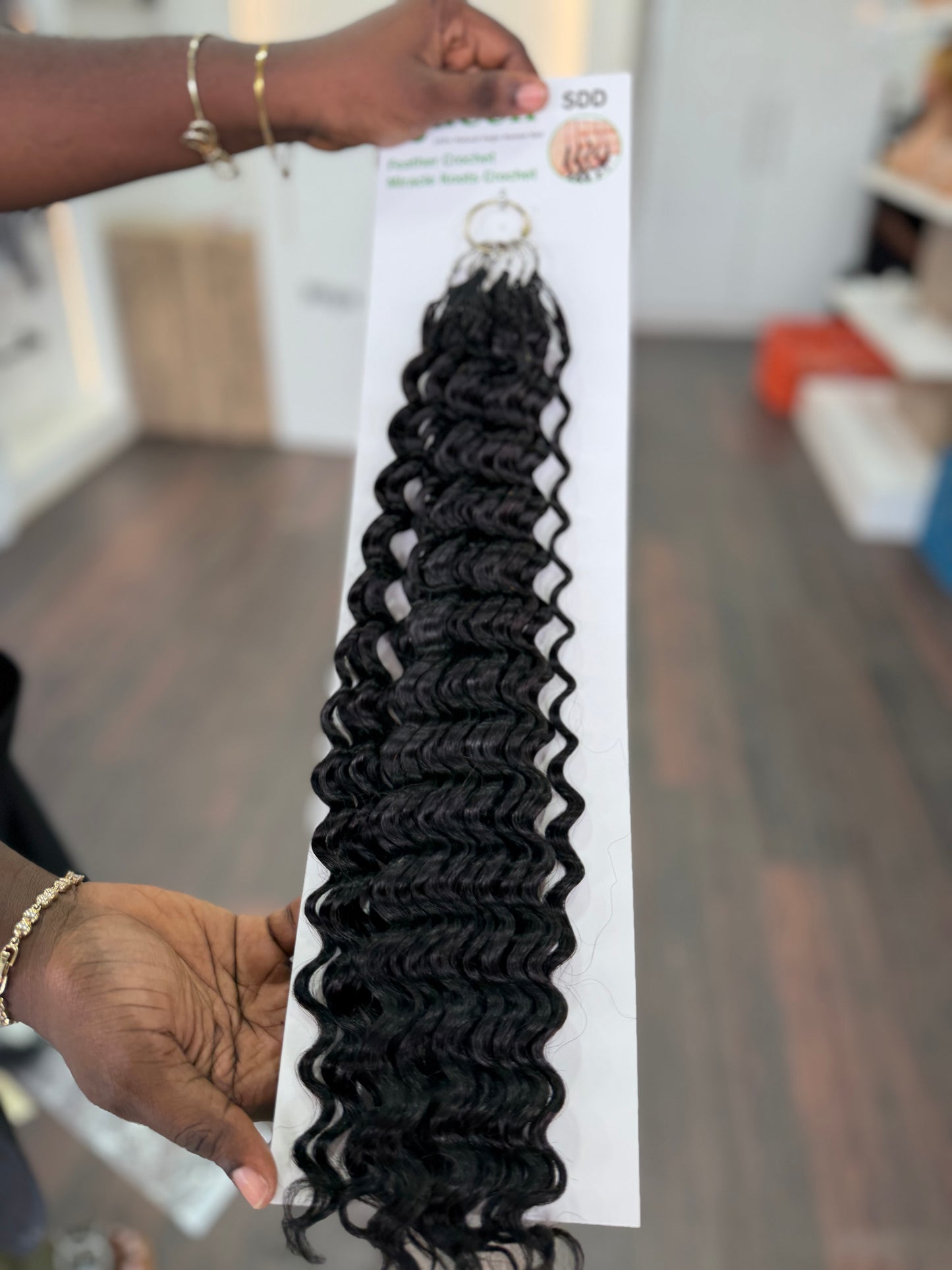 Feather Crochet In Deepwave Curls (SDD)
