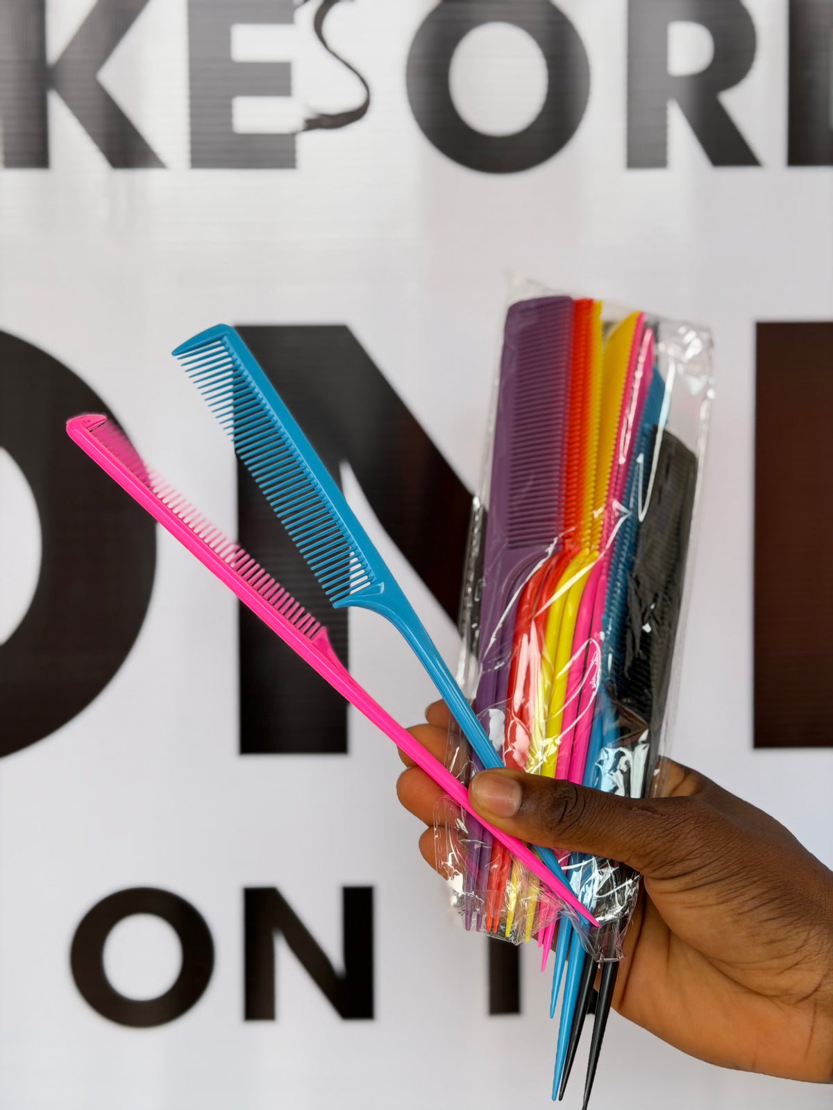 Colorful Tail Comb