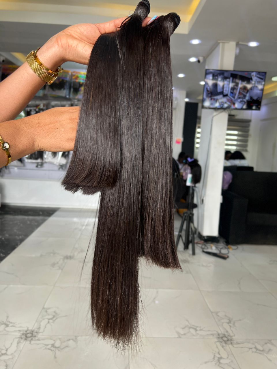 100% Luxury Human Hair Bundles