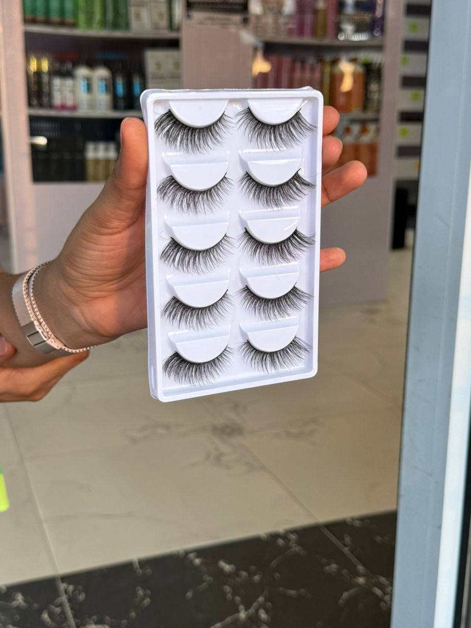 Lashes
