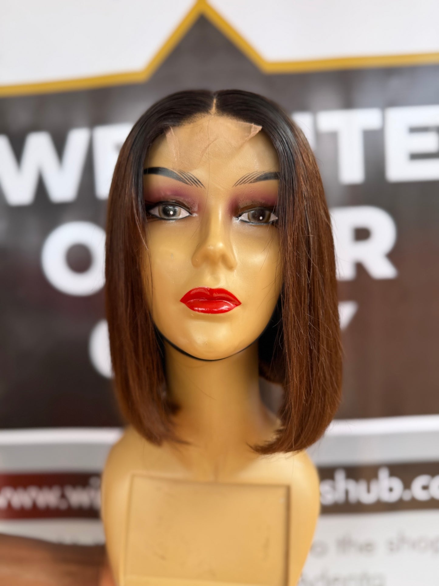 Custom Made 2/6 Double Drawn Bob In Brown With Black Root