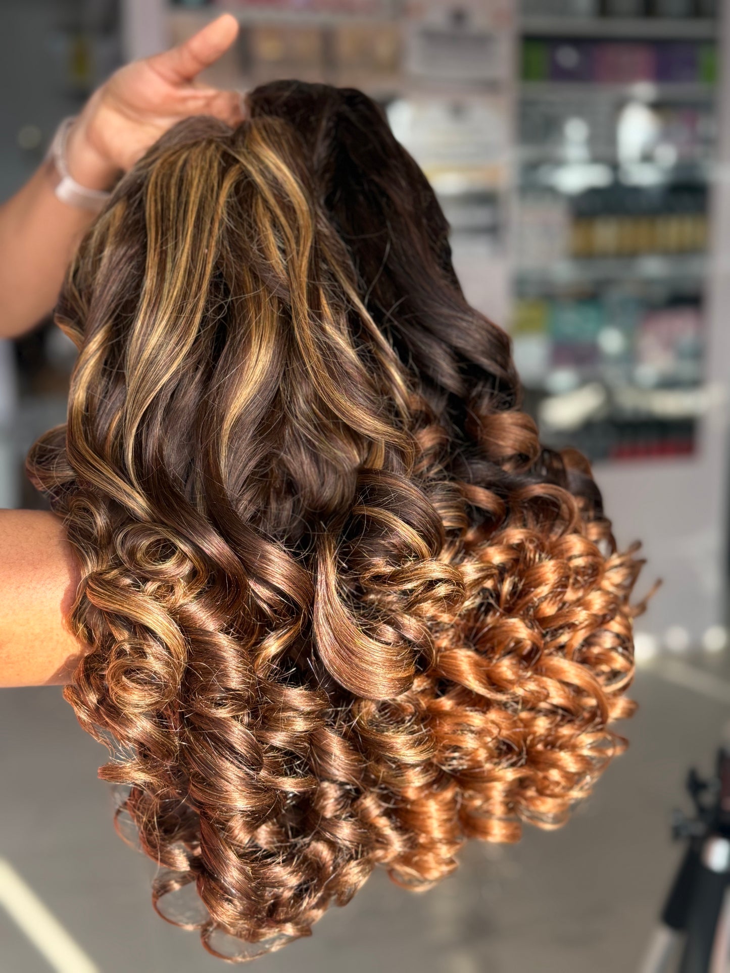 Tina Bounce 4/4 Closure In Piano And Brown + Honeyblonde