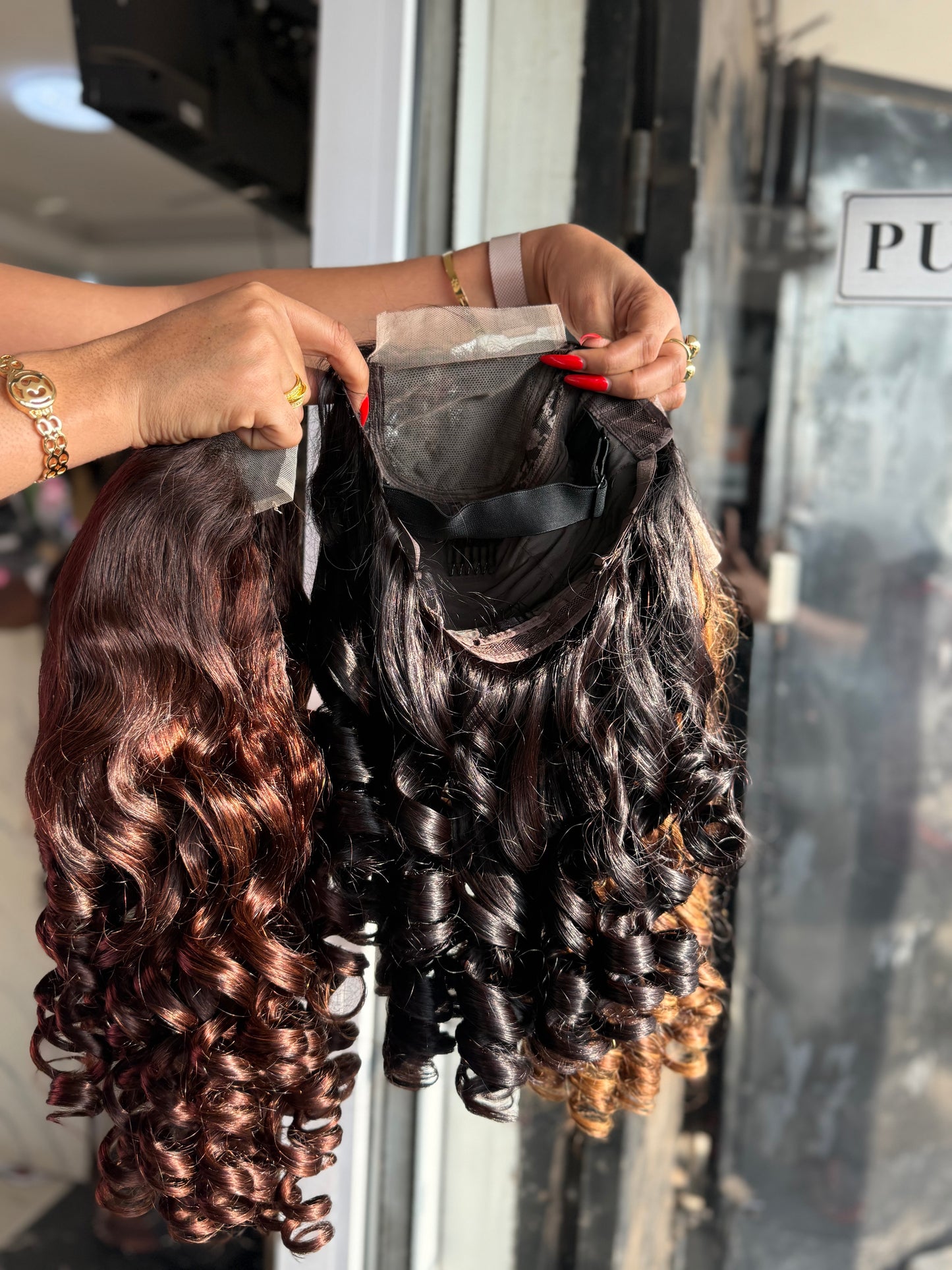 Tina Luxury Bounce 4/4 Closure