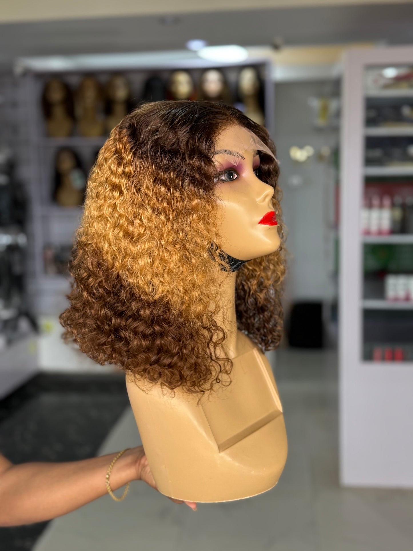 3Tone 5/5 Closure Luxury Curls