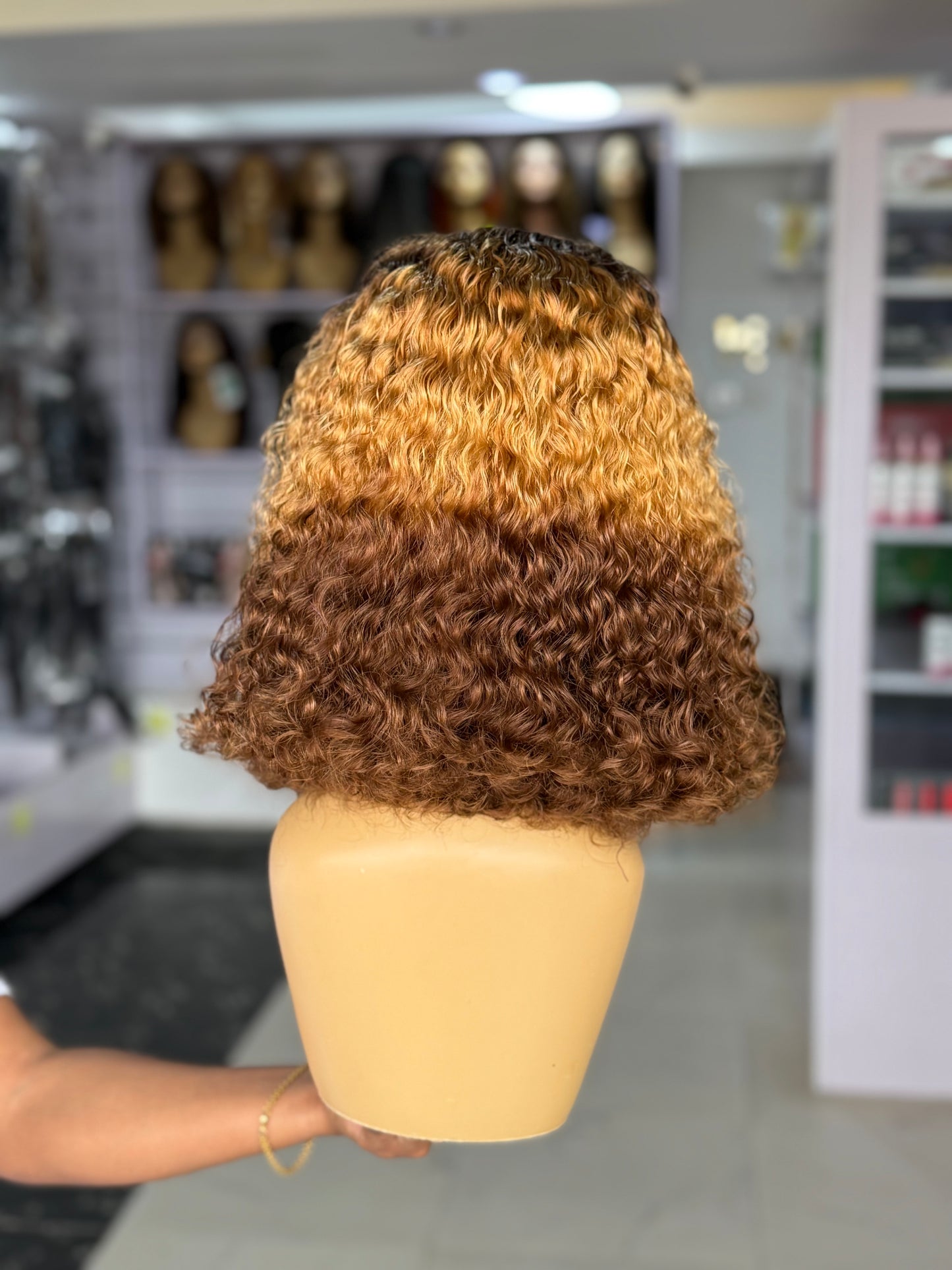 3Tone 5/5 Closure Luxury Curls