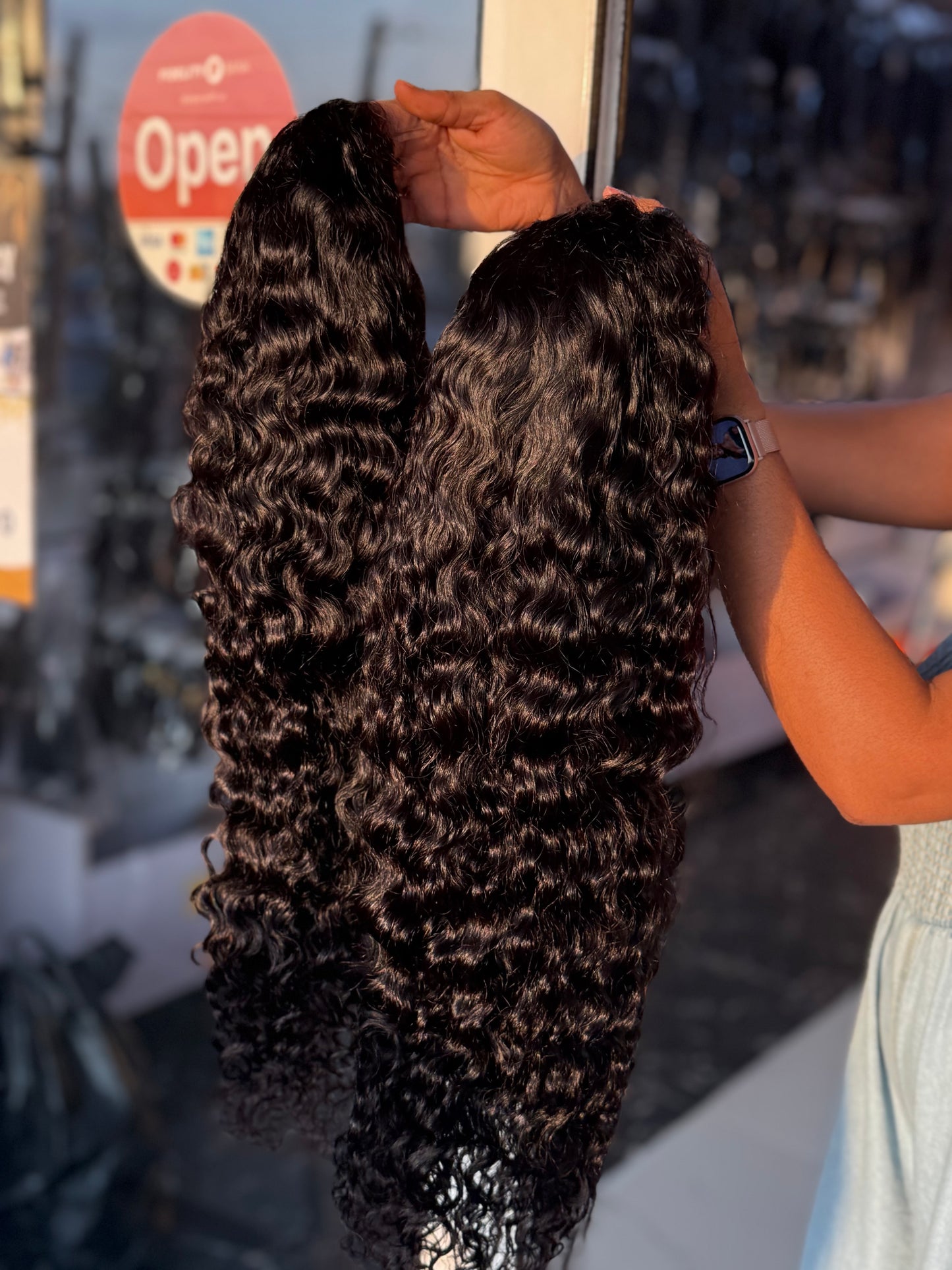 Nature Water Curls in 4/4 Closure wig