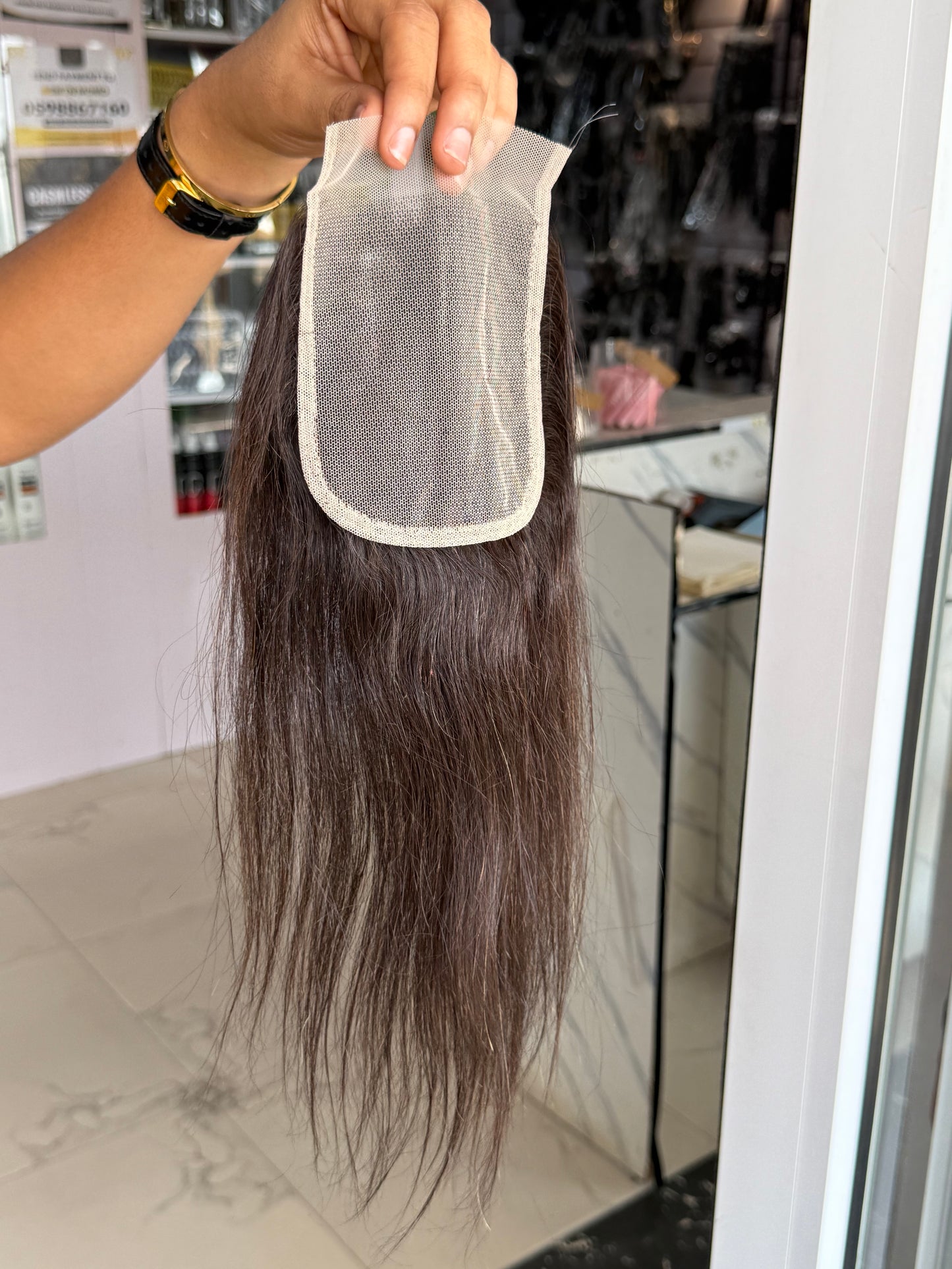 4/4 Bone Straight Closure