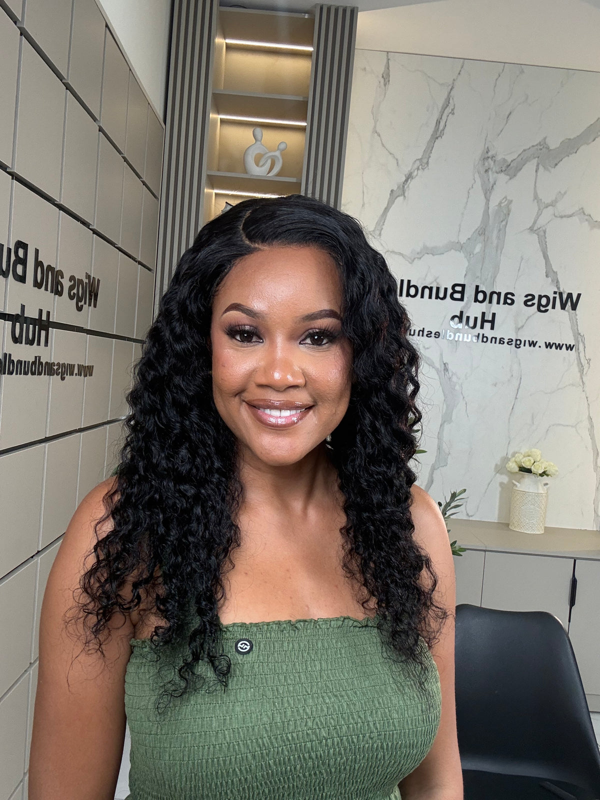 Simple Deepwave Closure Wig
