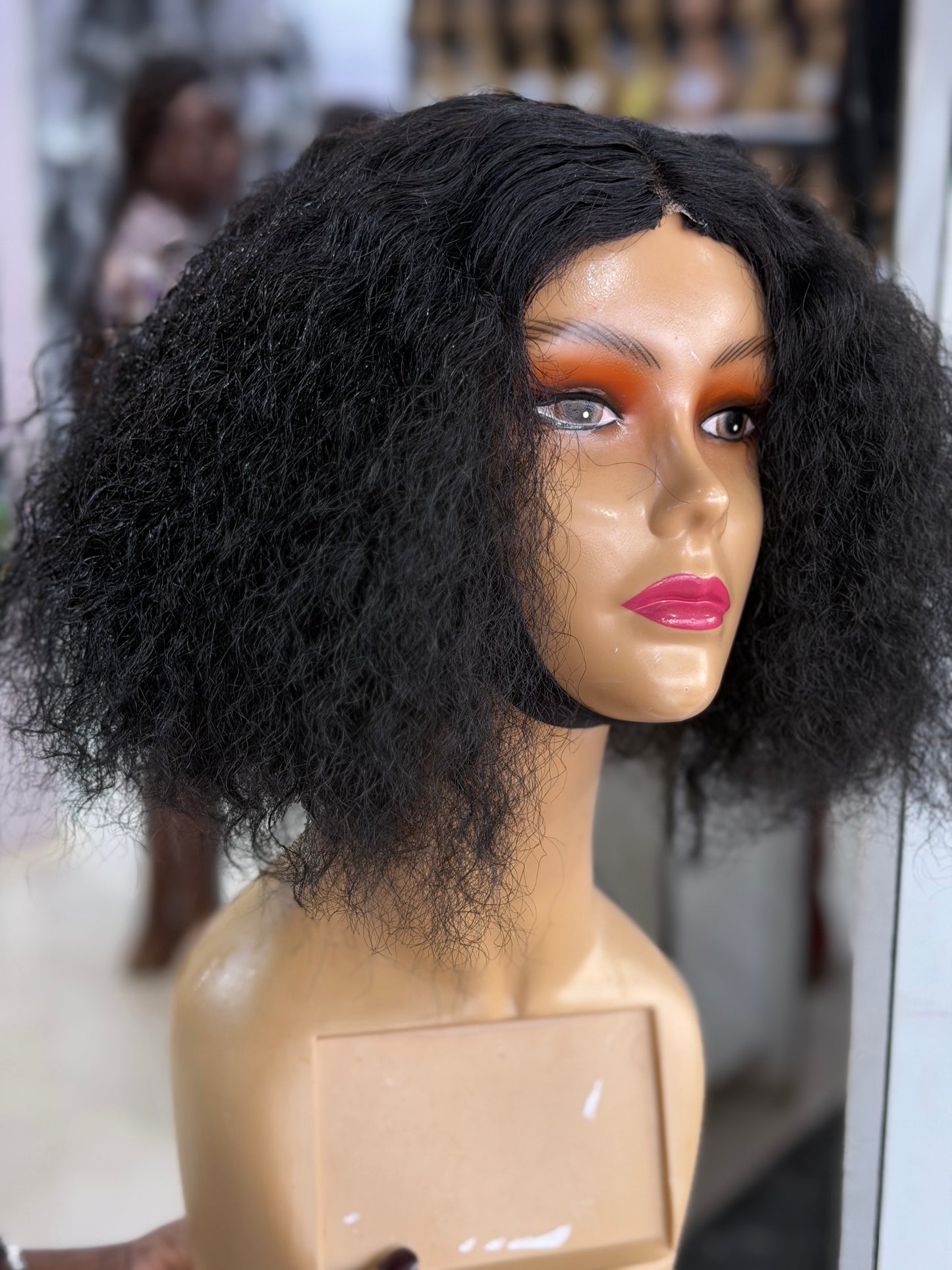 195cedis thin line Closure Curls