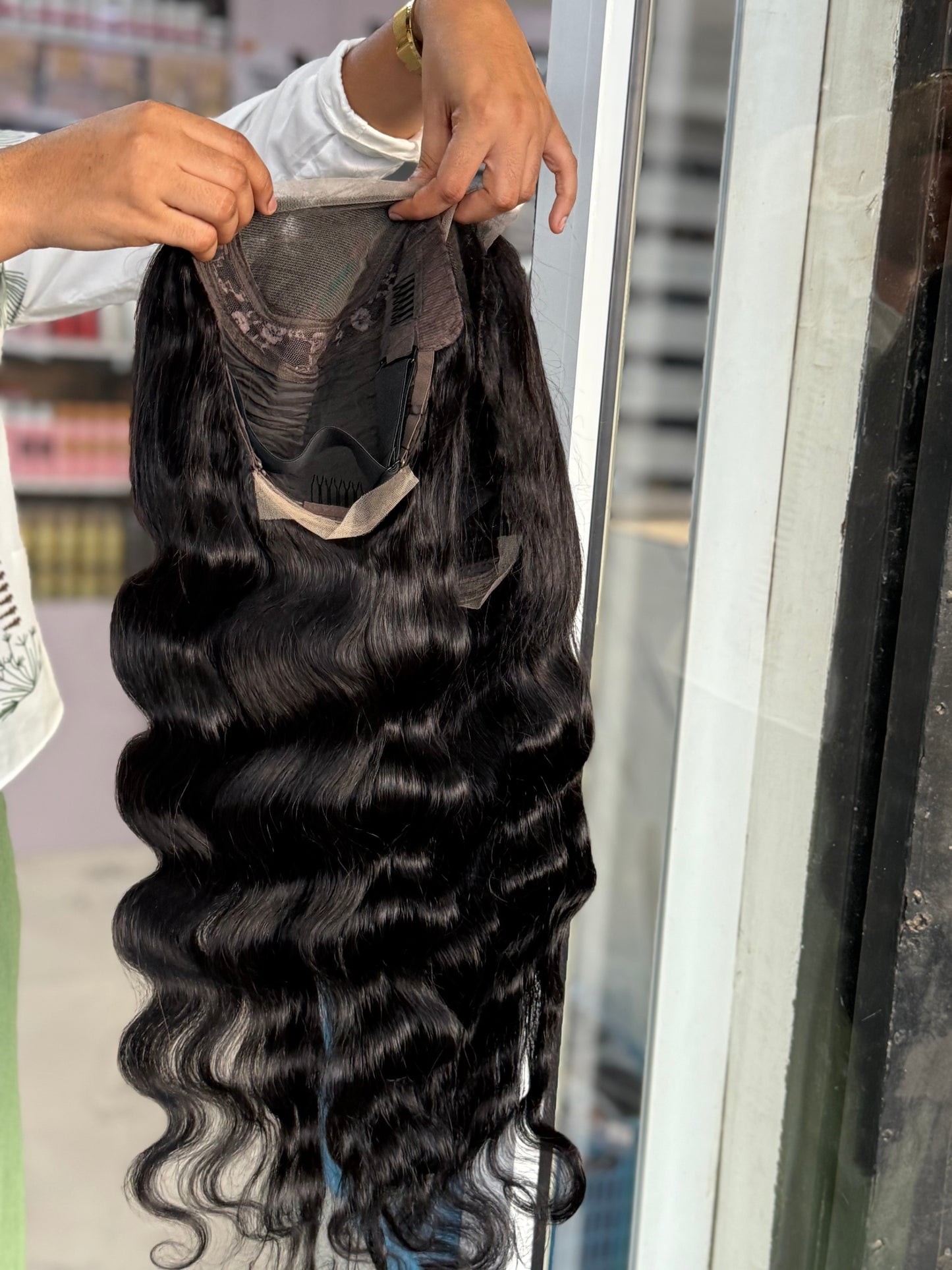 Remy Bodywave In 4/4 Closure