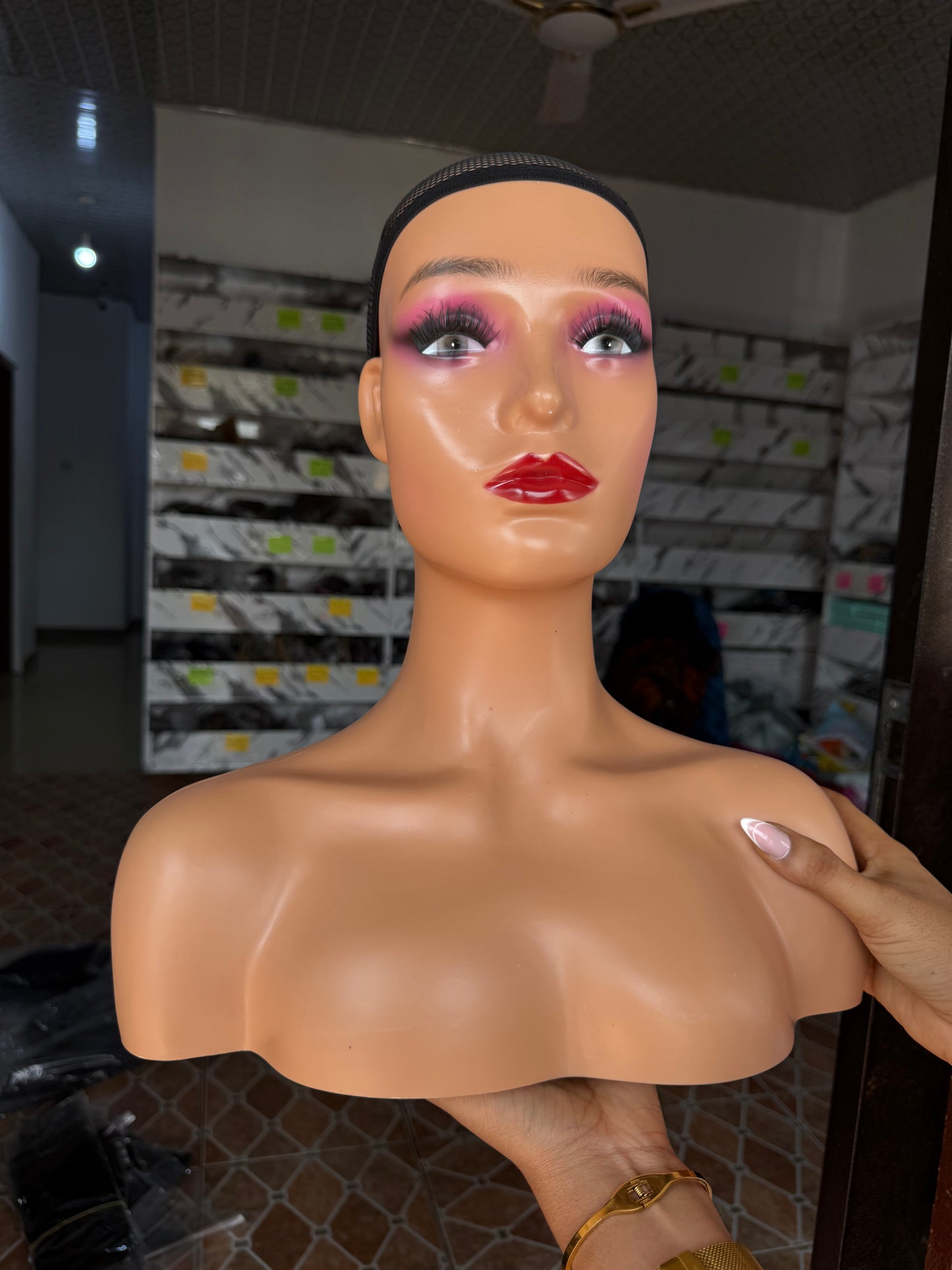 Non Pierceable Full Shoulder mannequin Head