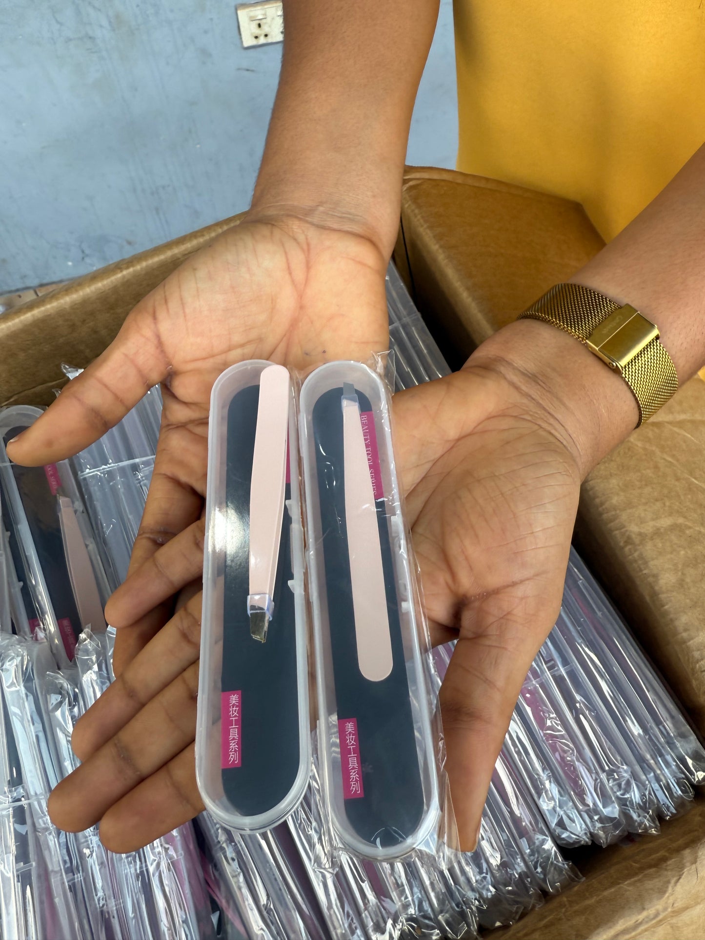 Tweezer In a Case